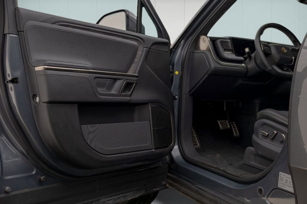 2022 Rivian R1T Adventure