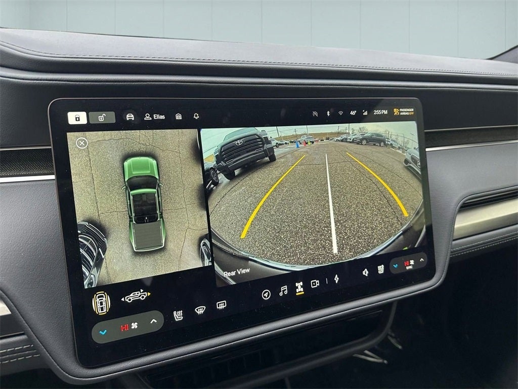 2025 Rivian R1T Adventure