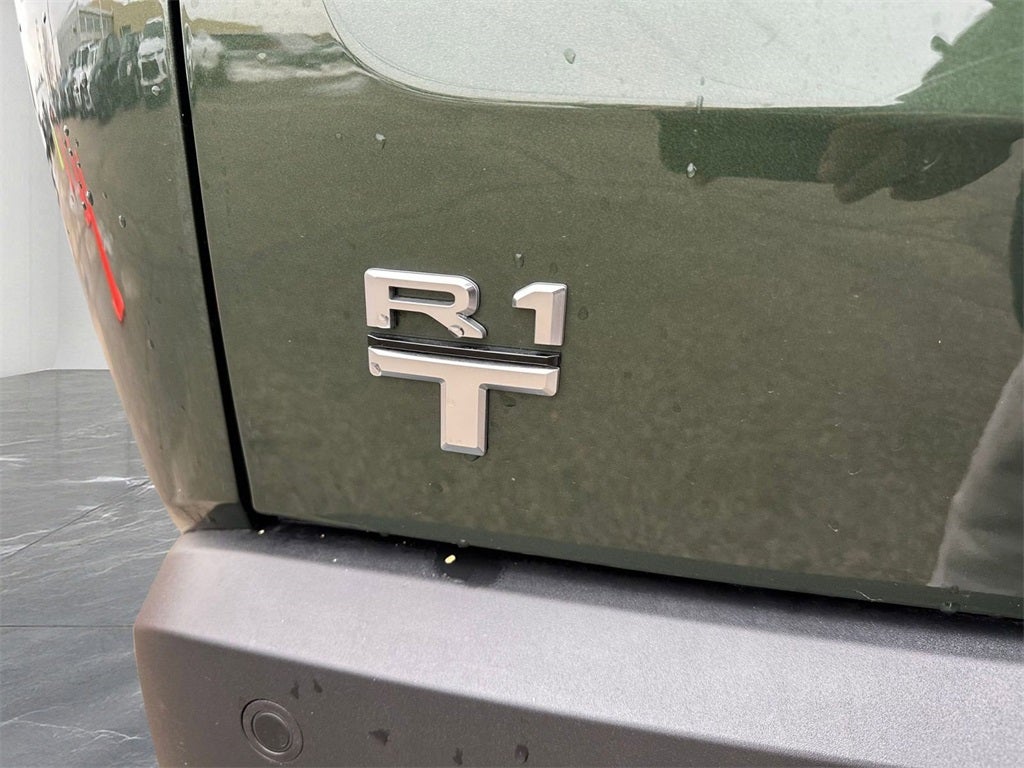 2025 Rivian R1T Adventure