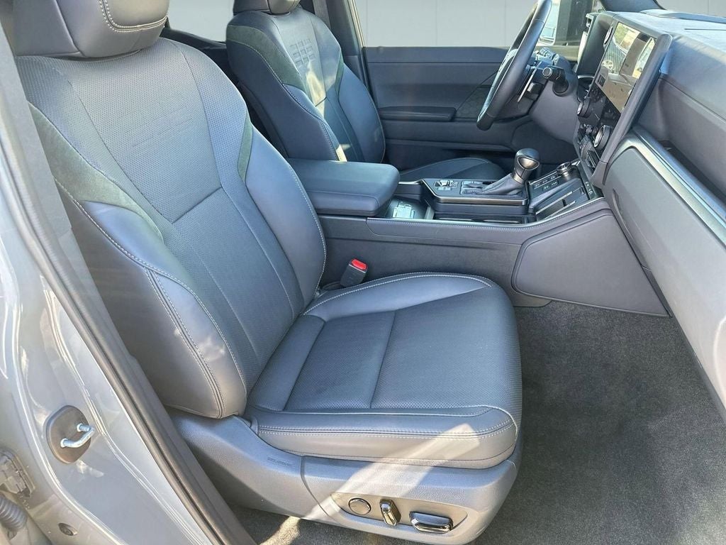 2025 Lexus GX 550 Overtrail+