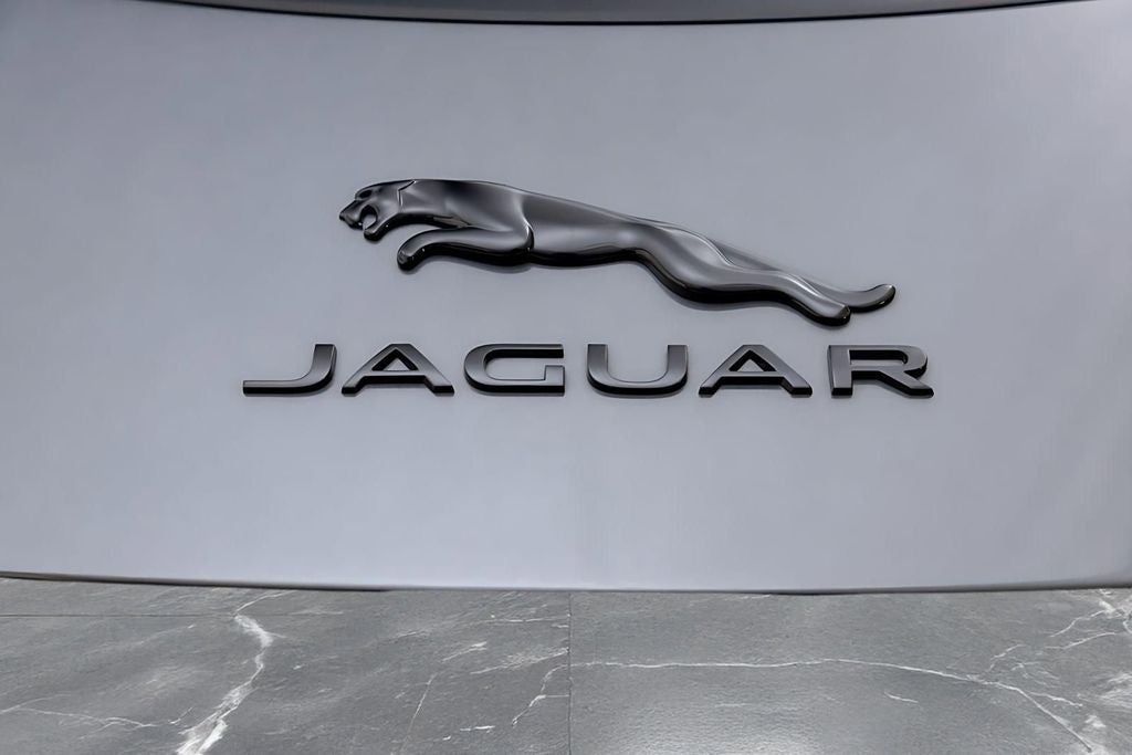 2024 Jaguar F-TYPE P450
