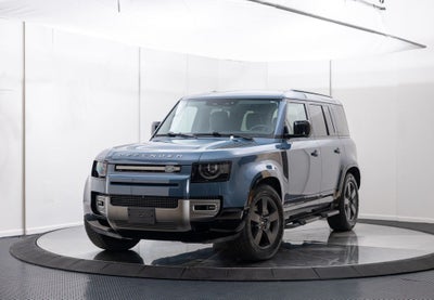 2025 Land Rover Defender 110 X-Dynamic SE