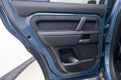 2025 Land Rover Defender 110 X-Dynamic SE