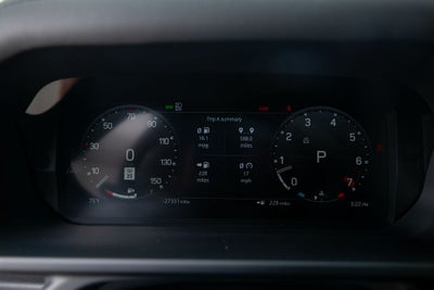 2025 Land Rover Defender 110 X-Dynamic SE