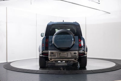 2025 Land Rover Defender 110 X-Dynamic SE