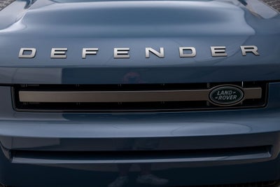 2025 Land Rover Defender 110 X-Dynamic SE