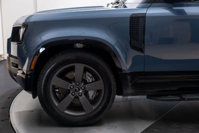 2025 Land Rover Defender 110 X-Dynamic SE