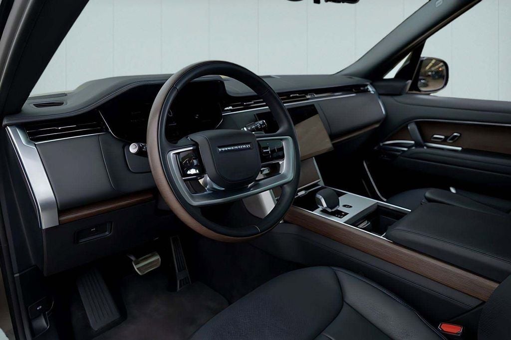 2025 Land Rover Range Rover Autobiography