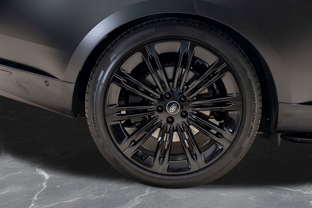 2025 Land Rover Range Rover Autobiography