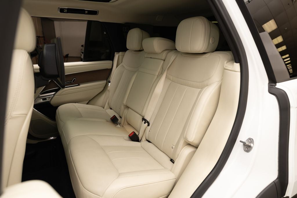 2023 Land Rover Range Rover SE
