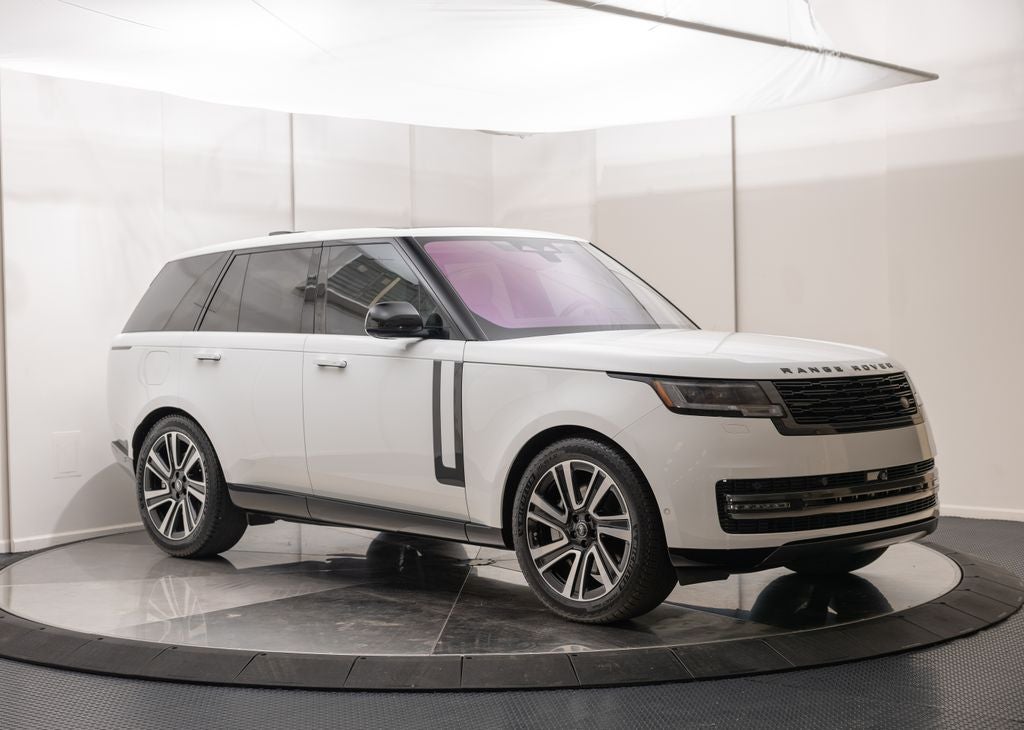 2023 Land Rover Range Rover SE