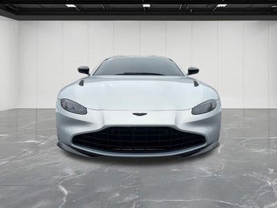 2022 Aston Martin Vantage Base