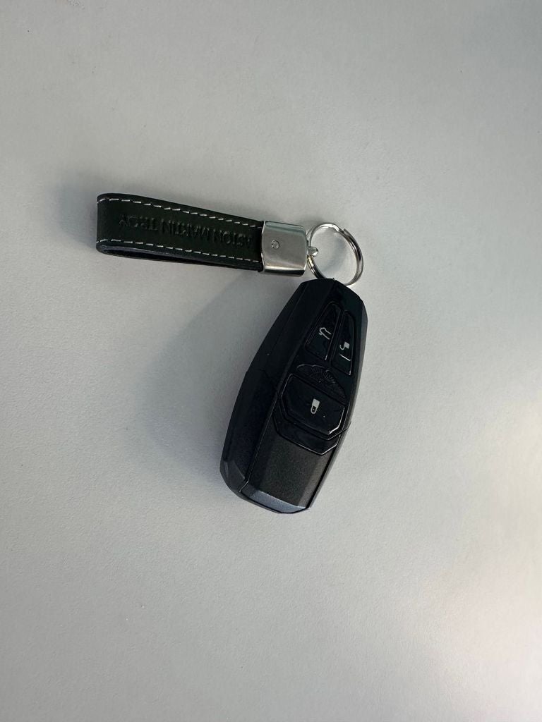 2022 Aston Martin Vantage Base