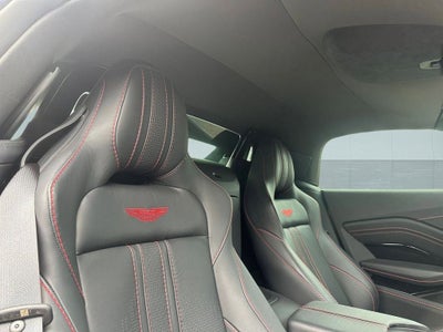 2022 Aston Martin Vantage Base