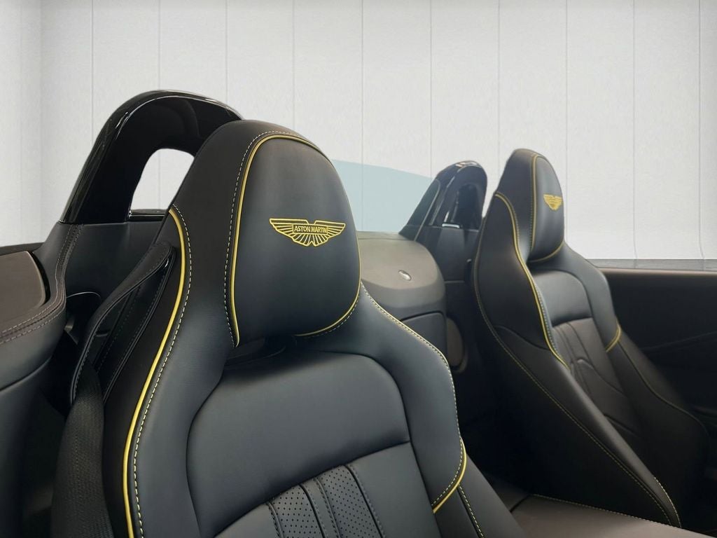 2026 Aston Martin Vantage Roadster