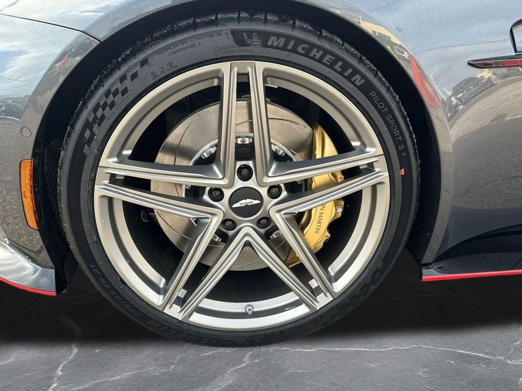 2026 Aston Martin Vantage Base