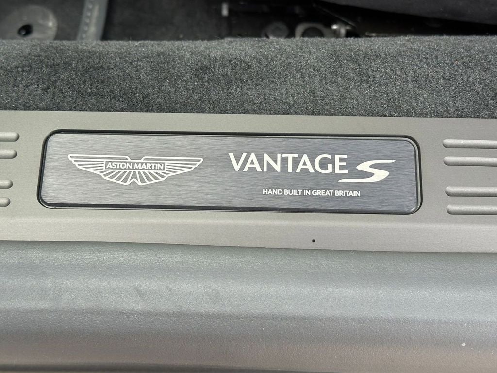 2026 Aston Martin Vantage Base