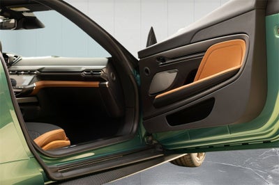 2025 Aston Martin Vanquish V12