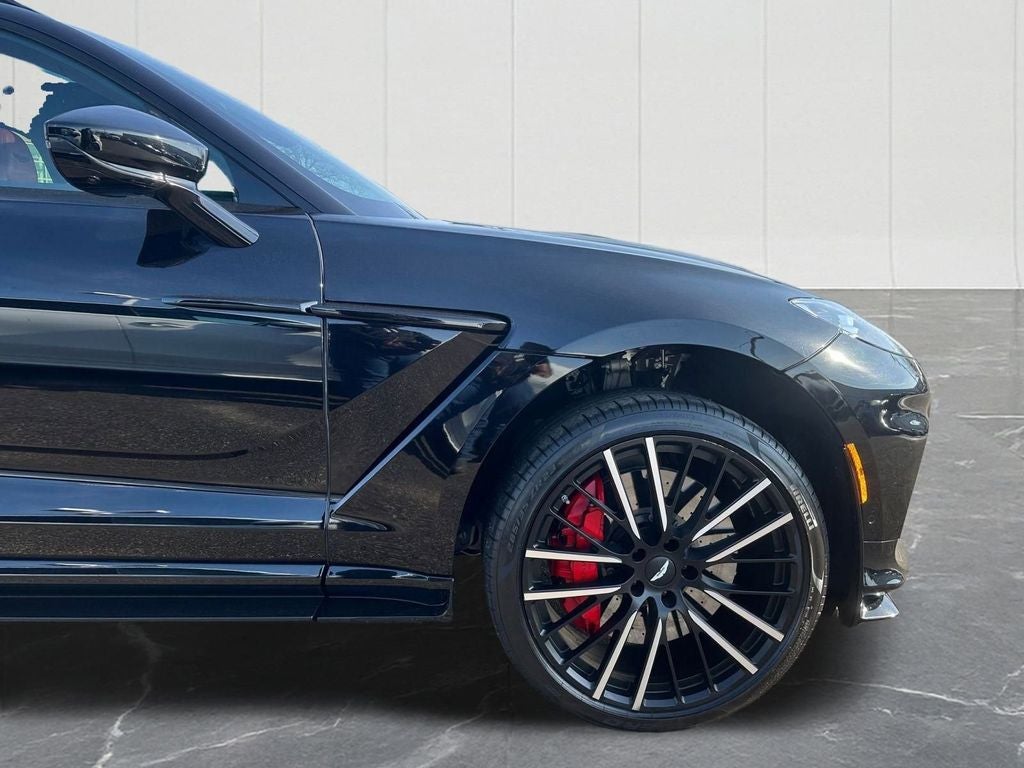 2023 Aston Martin DBX 707