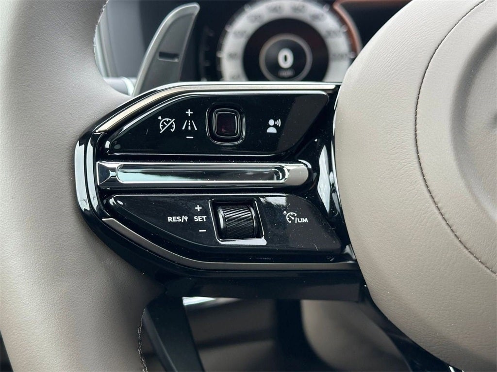 2026 Aston Martin DBX 707