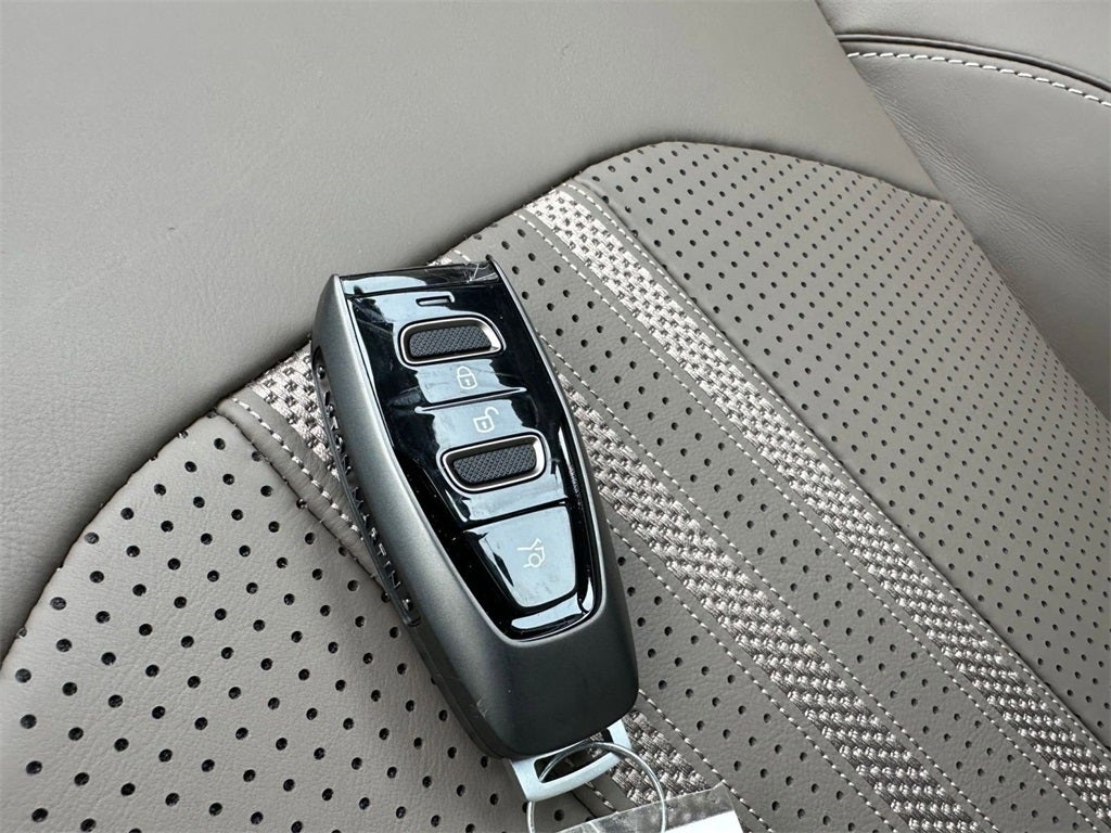 2026 Aston Martin DBX 707