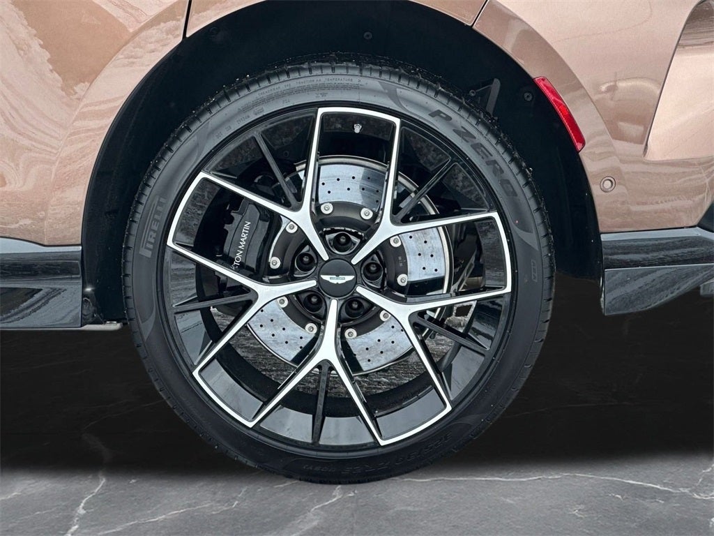 2026 Aston Martin DBX 707