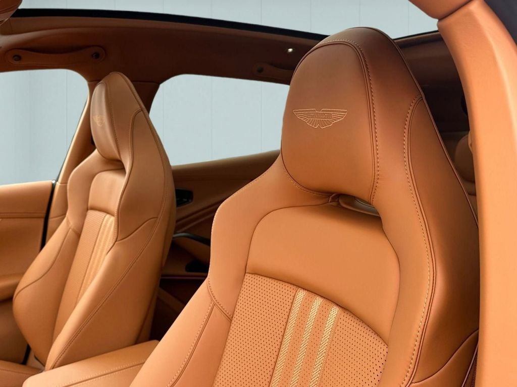 2026 Aston Martin DBX 707