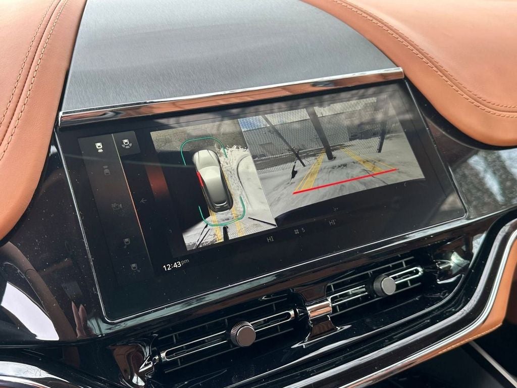 2026 Aston Martin DBX 707