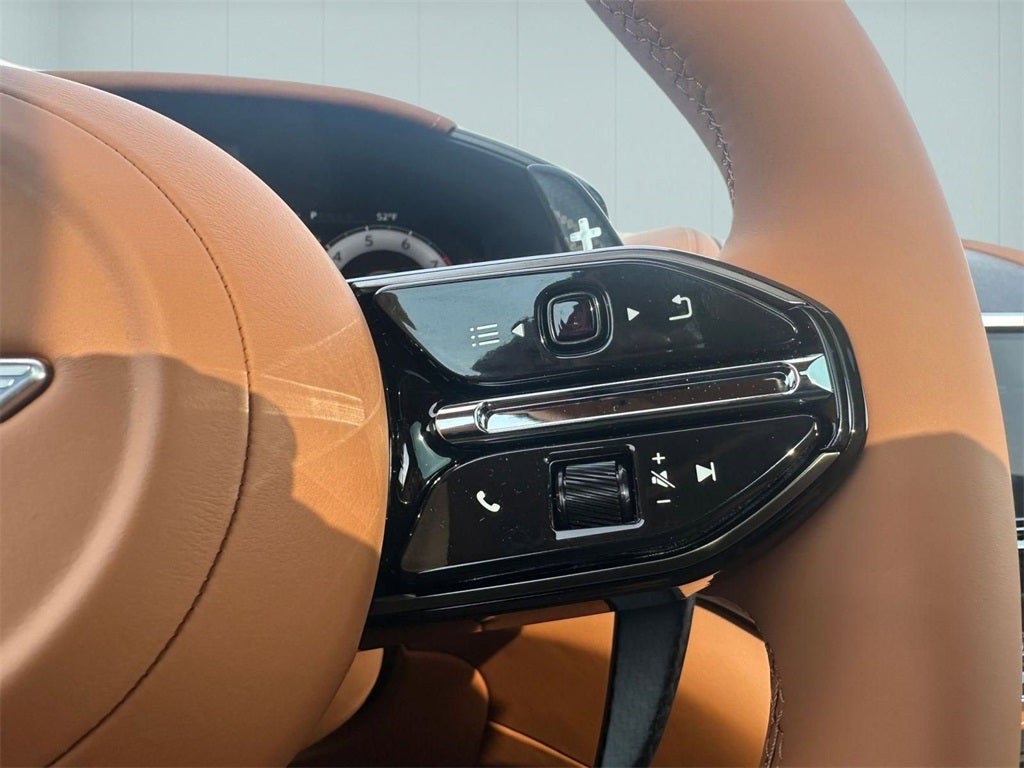 2026 Aston Martin DBX 707