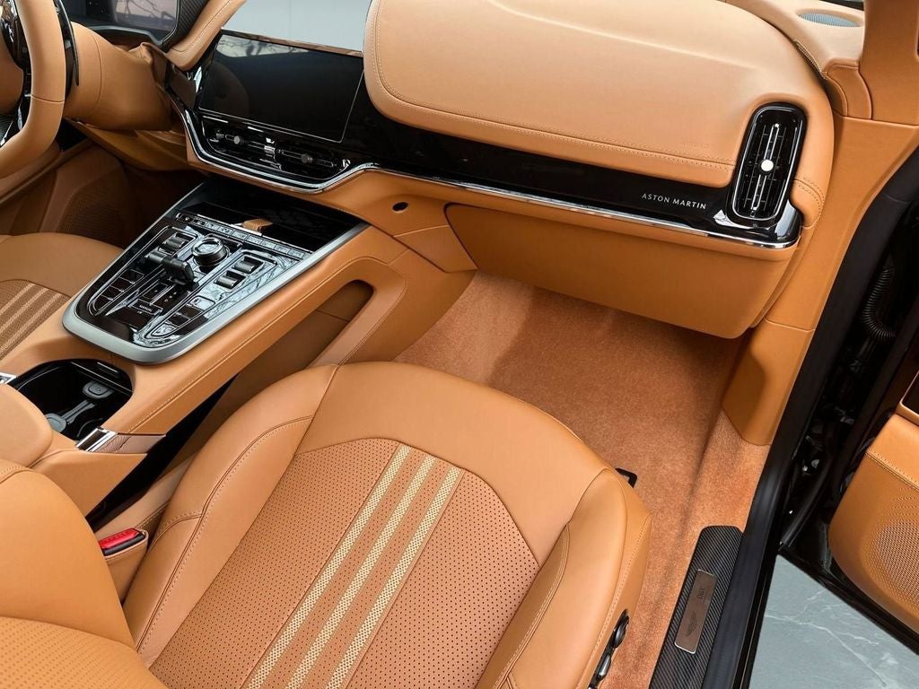 2026 Aston Martin DBX 707