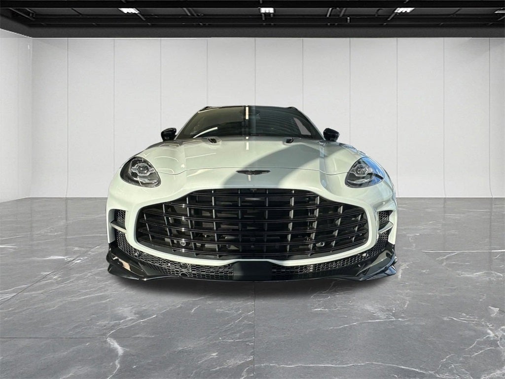 2026 Aston Martin DBX 707