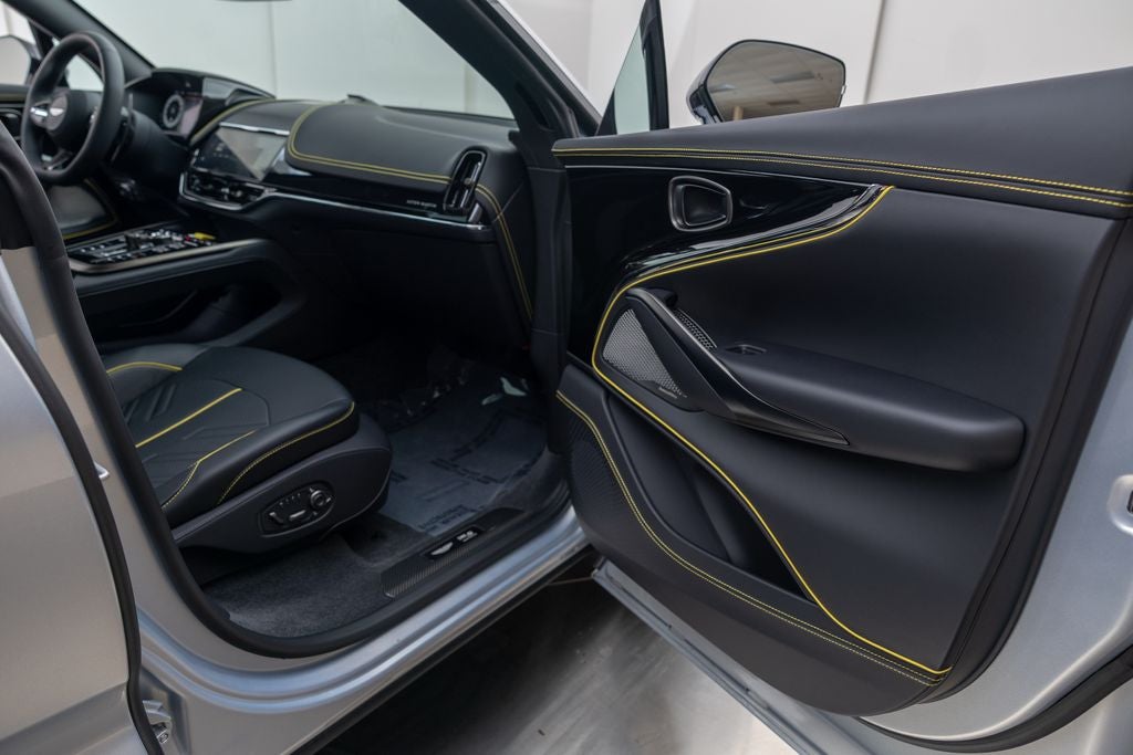 2026 Aston Martin DBX S