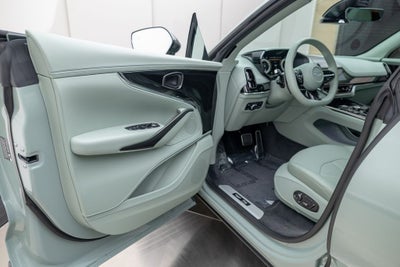 2026 Aston Martin DBX S