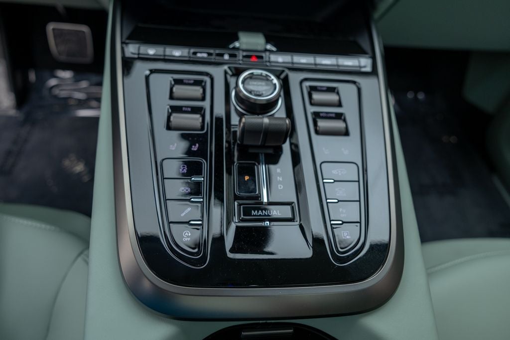 2026 Aston Martin DBX S