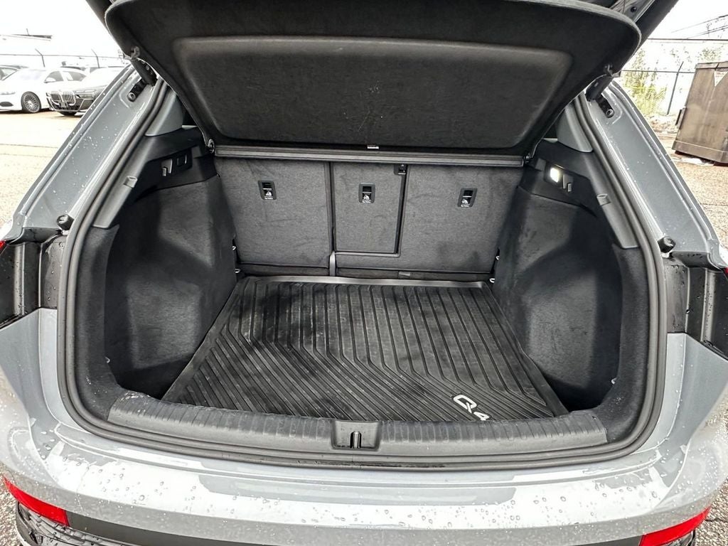 2024 Audi Q4 e-tron Premium quattro