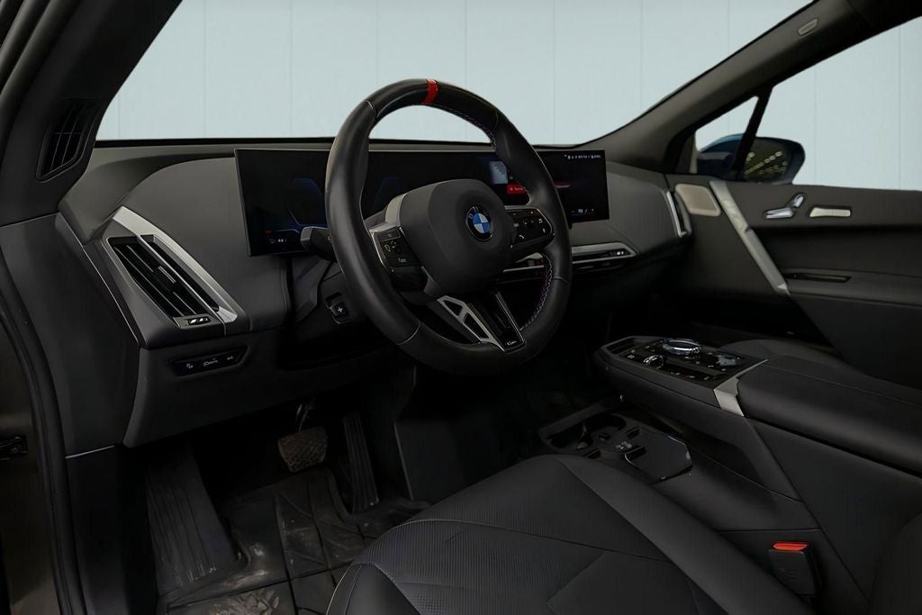 2025 BMW iX M60