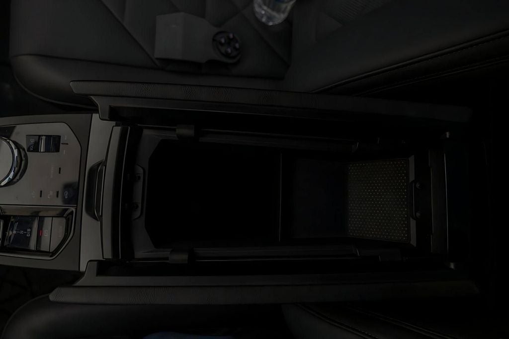 2025 BMW iX M60