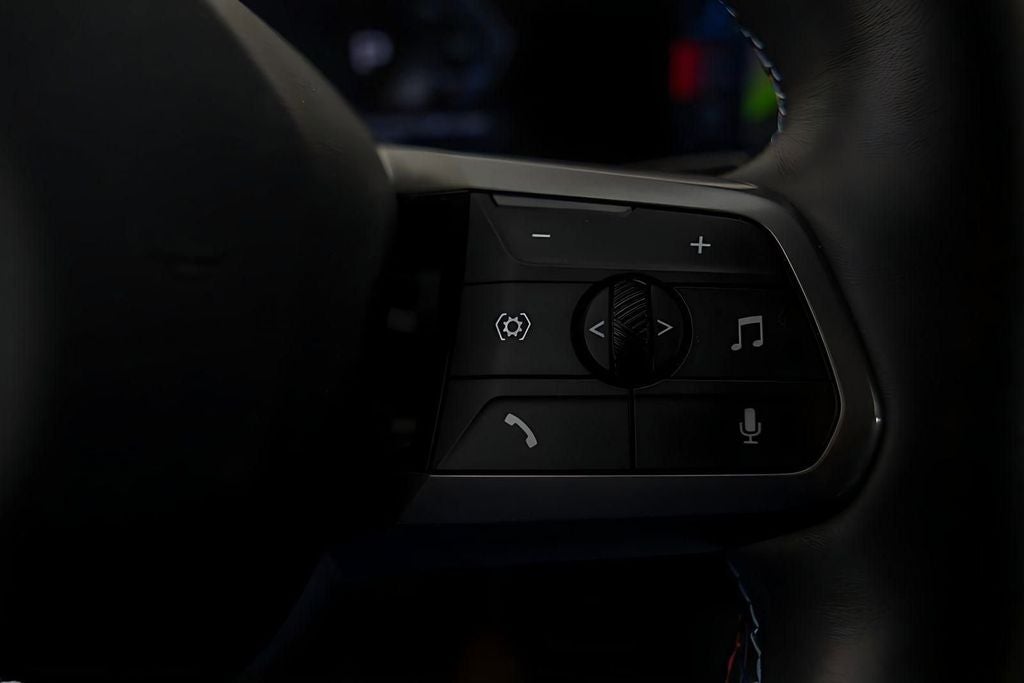 2025 BMW iX M60