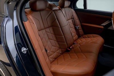 2025 BMW 7 Series 760i xDrive