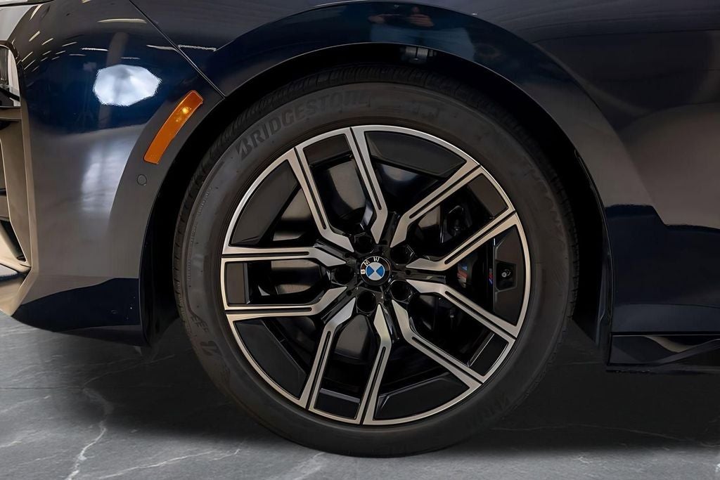 2025 BMW 7 Series 760i xDrive