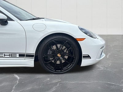 2024 Porsche 718 Cayman Style Edition