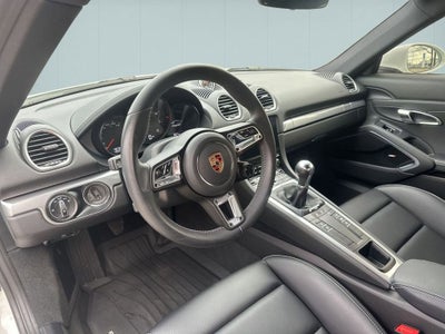 2024 Porsche 718 Cayman Style Edition