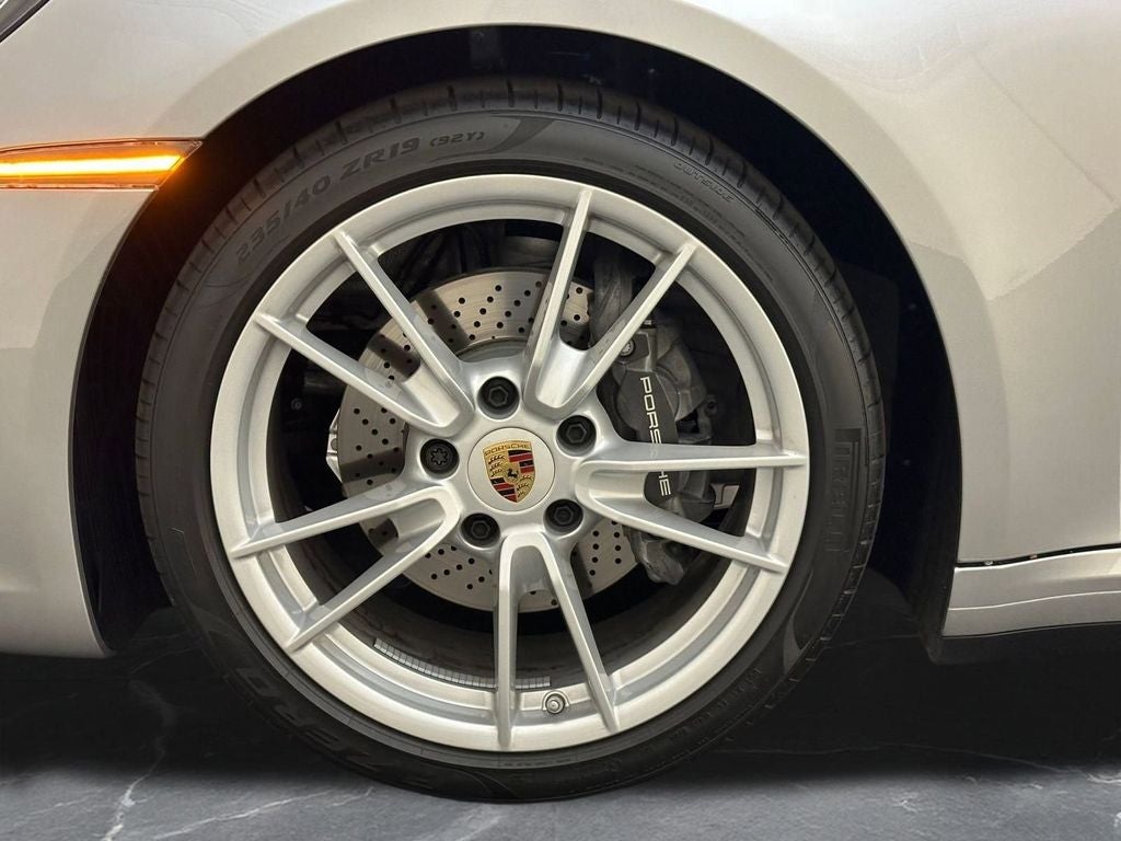 2024 Porsche 911 Carrera