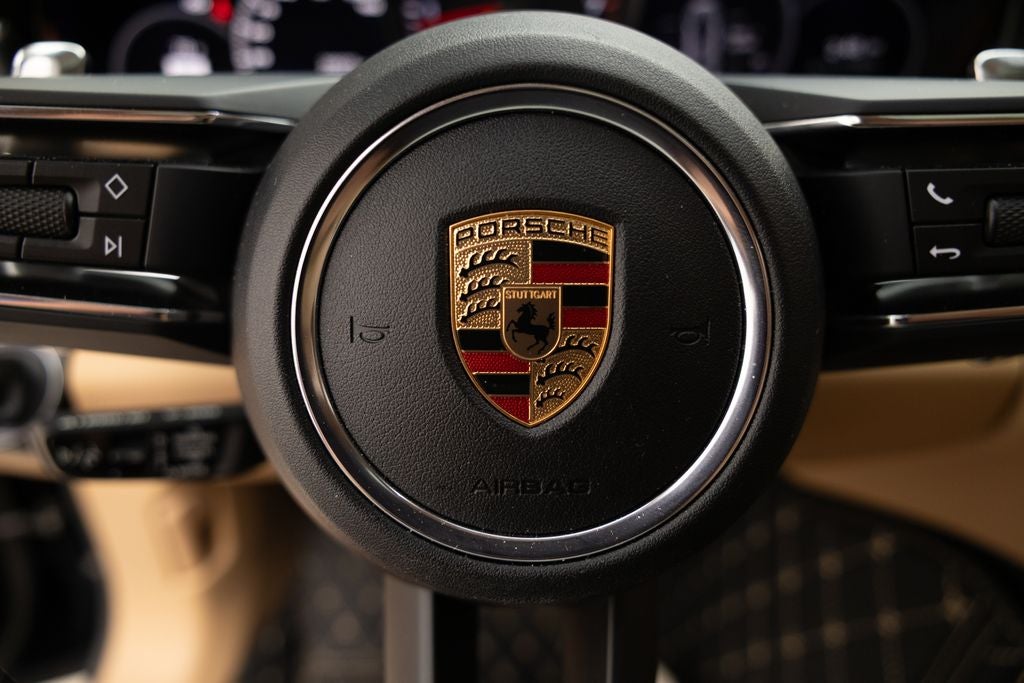 2023 Porsche Panamera 4 Platinum Edition