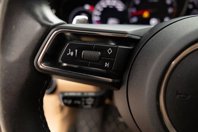2023 Porsche Panamera 4 Platinum Edition