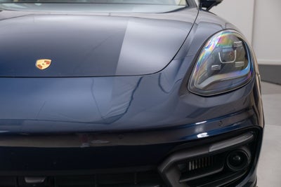 2023 Porsche Panamera 4 Platinum Edition