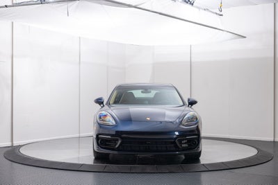 2023 Porsche Panamera 4 Platinum Edition