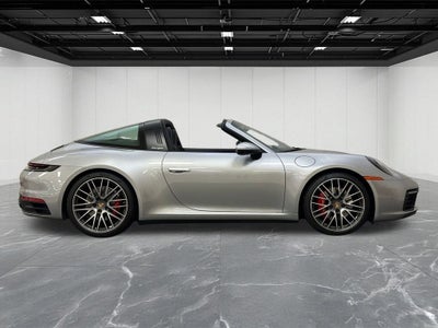 2022 Porsche 911 Targa 4S