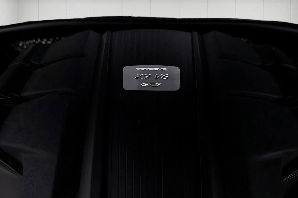 2025 Porsche Macan GTS