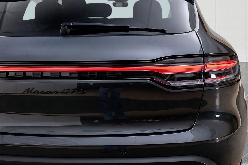 2025 Porsche Macan GTS
